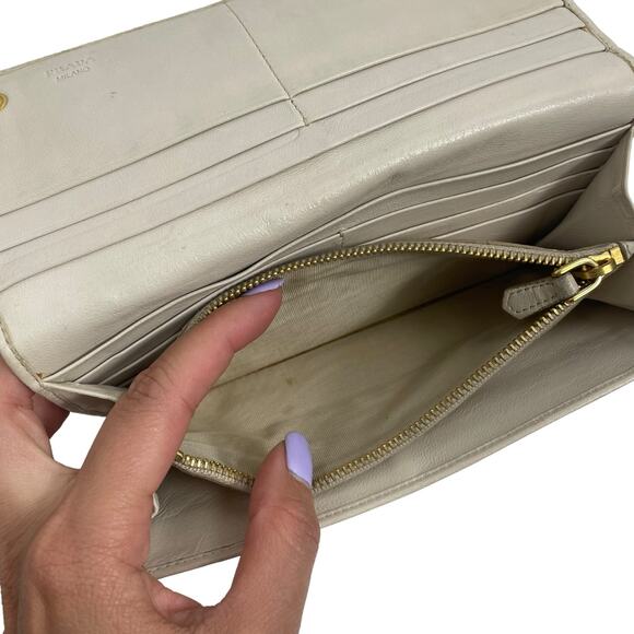 Prada Nappa Leather Gather Long Trifold Wallet Cera Cream Logo - Picture 10 of 13